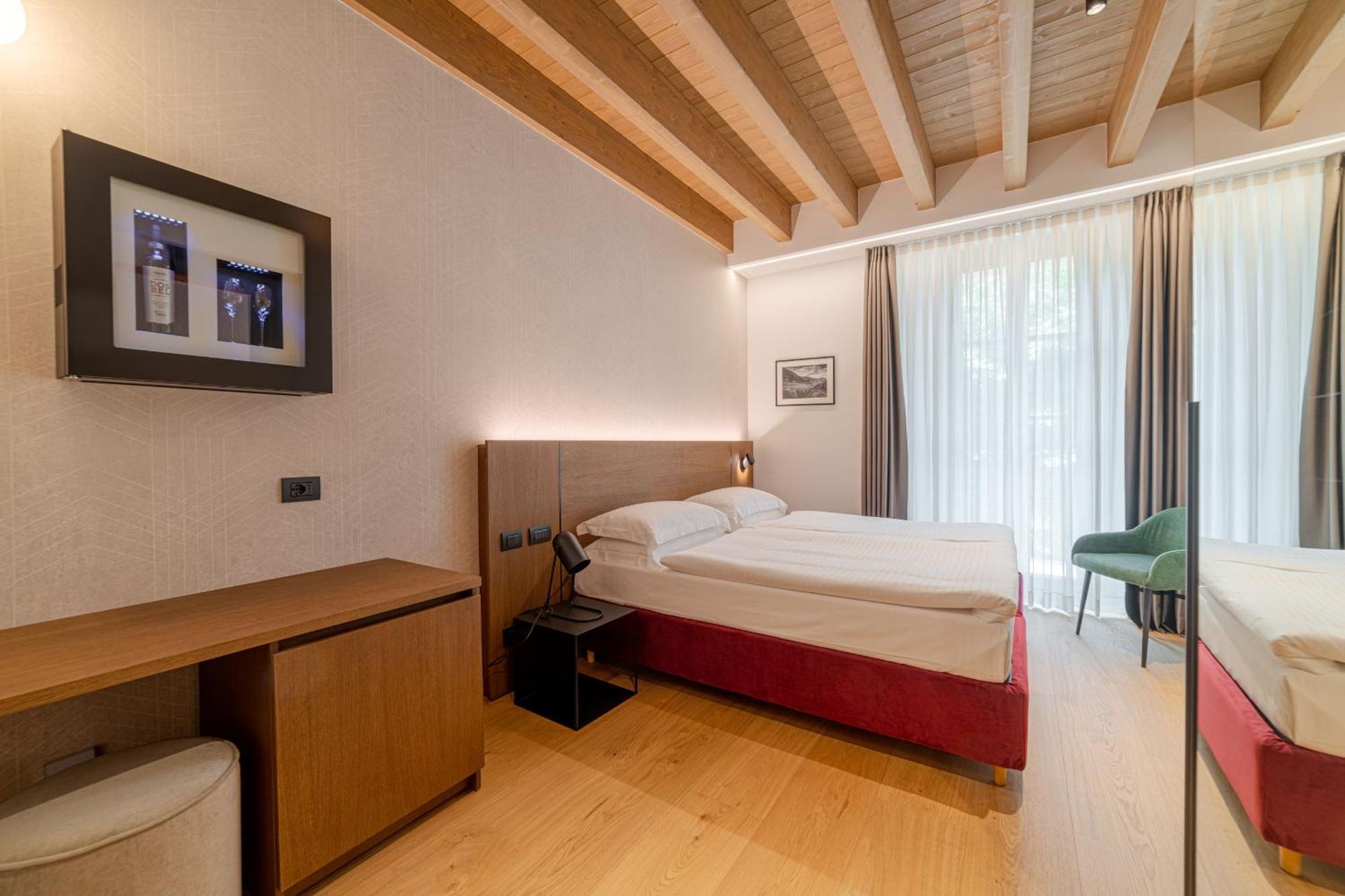 Wine Hotel San Carlo - Relais & Spa - Boutique Hotel Chiuro Extérieur photo