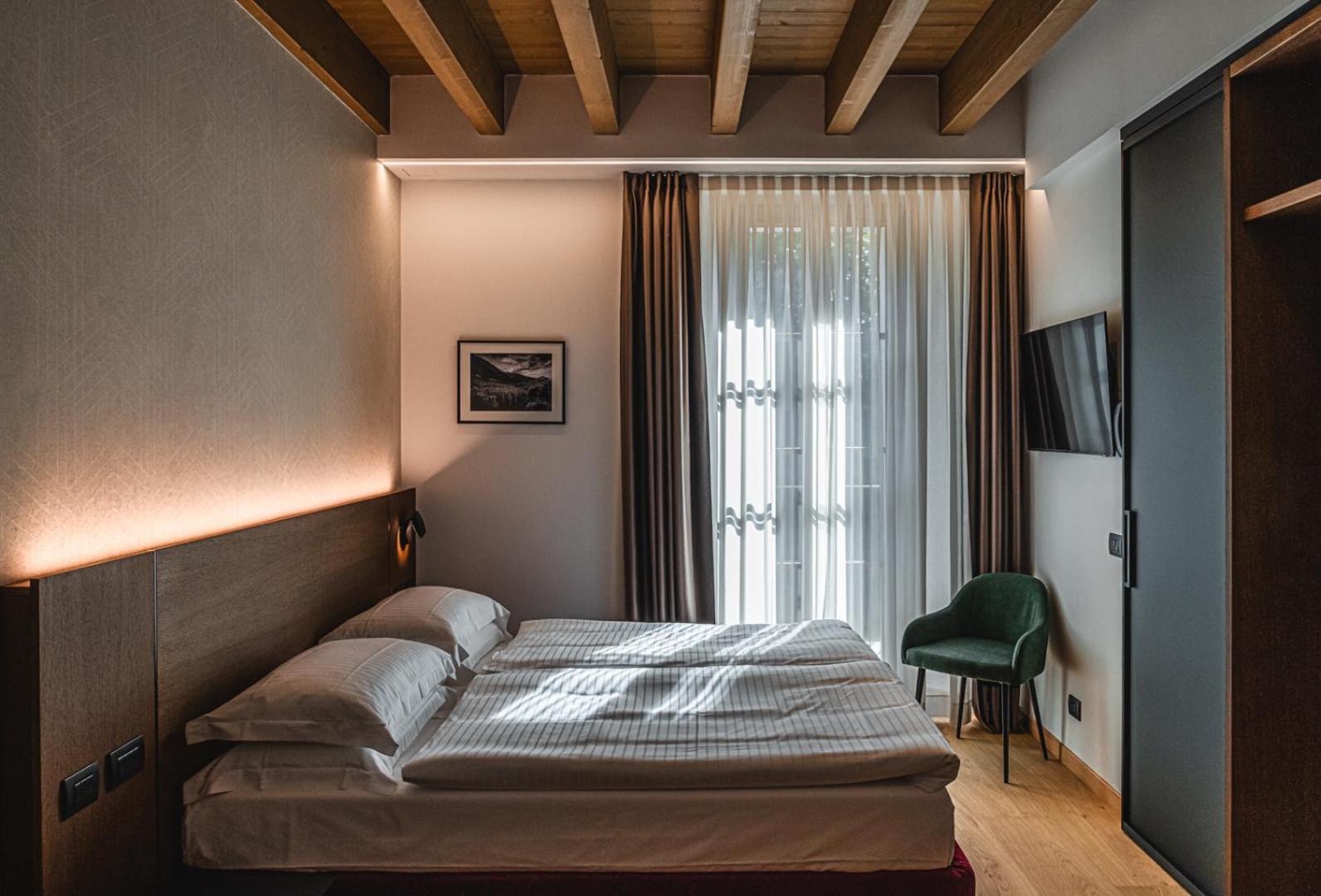 Wine Hotel San Carlo - Relais & Spa - Boutique Hotel Chiuro Extérieur photo