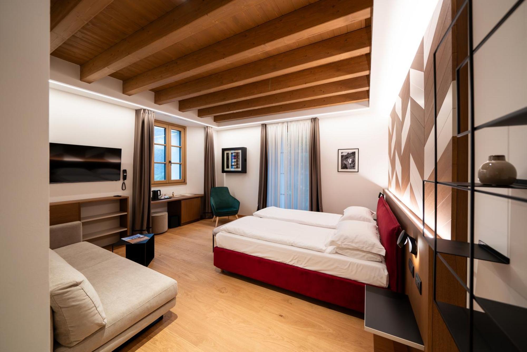 Wine Hotel San Carlo - Relais & Spa - Boutique Hotel Chiuro Extérieur photo
